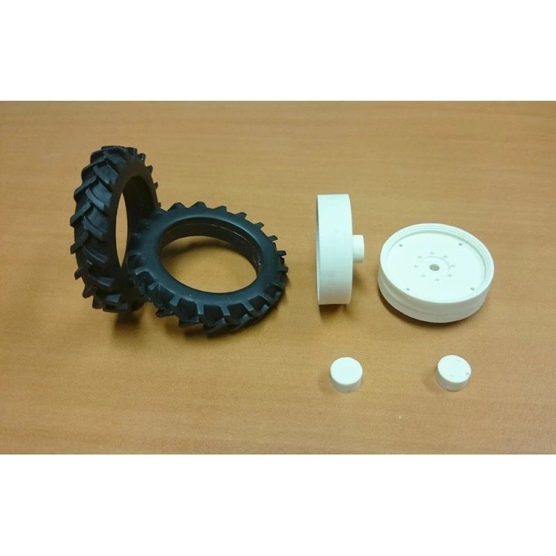 04264MS B pair of White narrow row crop wheels 48mm Artisan32 farm machinery 1:32 scale Image 4