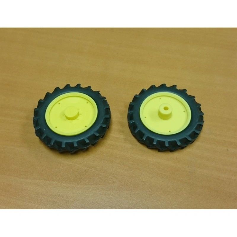 04264MS B pair of Yellow narrow row crop wheels 48mm Artisan32 farm machinery 1:32 scale Image 6