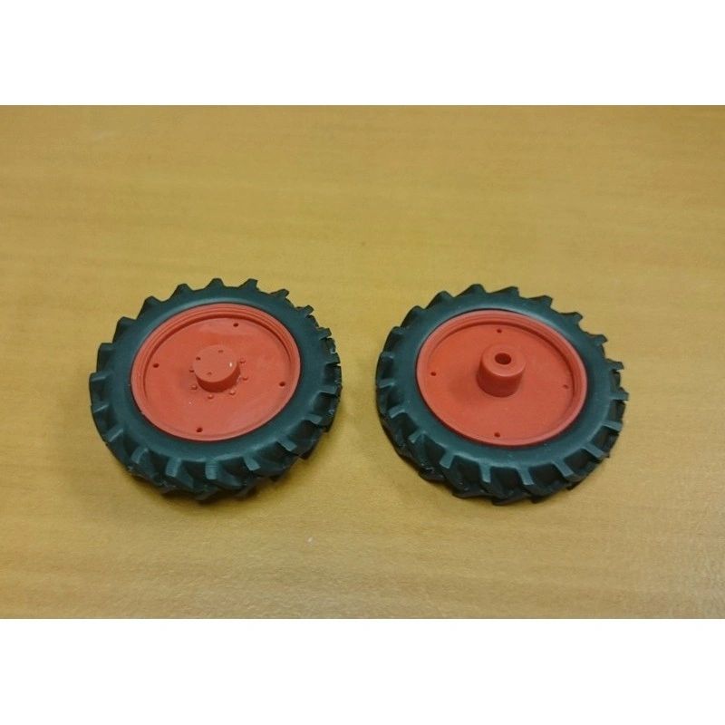 04264MS R pair of Red narrow row crop wheels 48mm Artisan32 farm machinery 1:32 scale Image 4