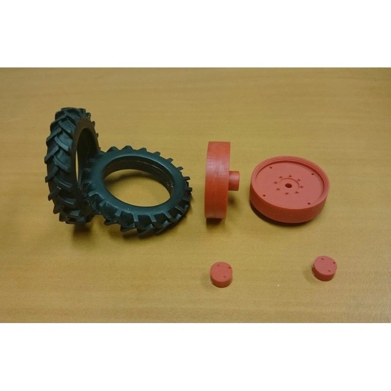 04264MS R pair of Red narrow row crop wheels 48mm Artisan32 farm machinery 1:32 scale Image 5