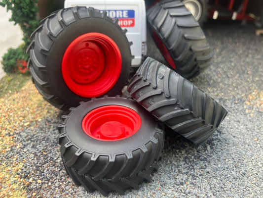 04272-NJ Red Set of 4 Agricultural wheels Artisan32 farm machinery 1:32 scale Agrarian Image 2