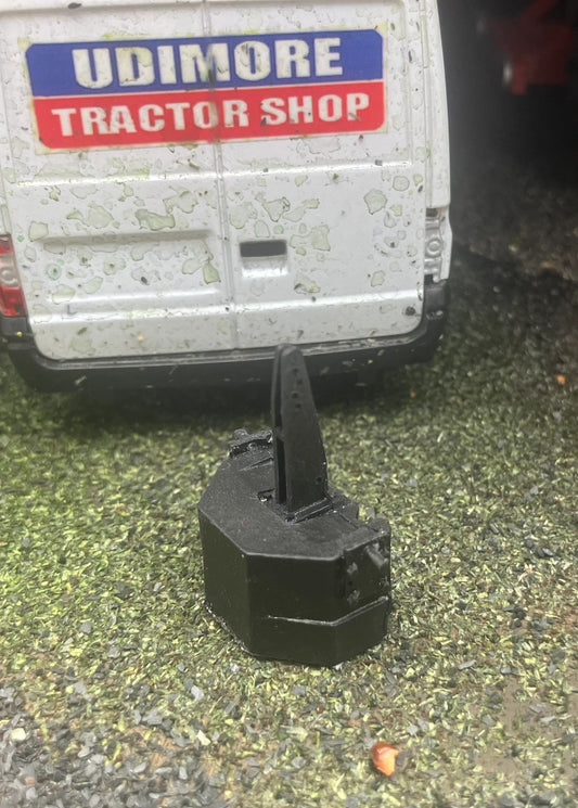 04403 Front Tractor Weight 03 Artisan32 Farm Machinery 1:32 scale Image 2