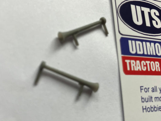 04572-2 Horn x 2 Artisan32 farm machinery 18mm 1:32 scale Image 2