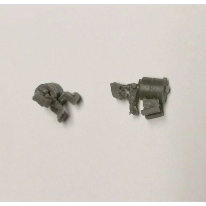 04585 Hydraulic Trailer Pump x 2 Artisan32 farm machinery 1:32 scale Image
