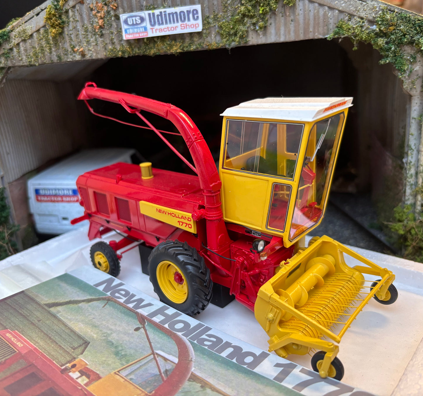 New Holland 1770 Forage Harvester Limited Edition Stunning in 1:32 scale VKA Models