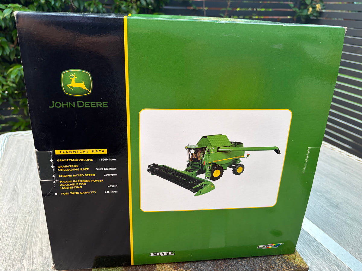 40845 Britains John Deere 9880 STS Combine Harvester 1:32 Scale Boxed Obsolete