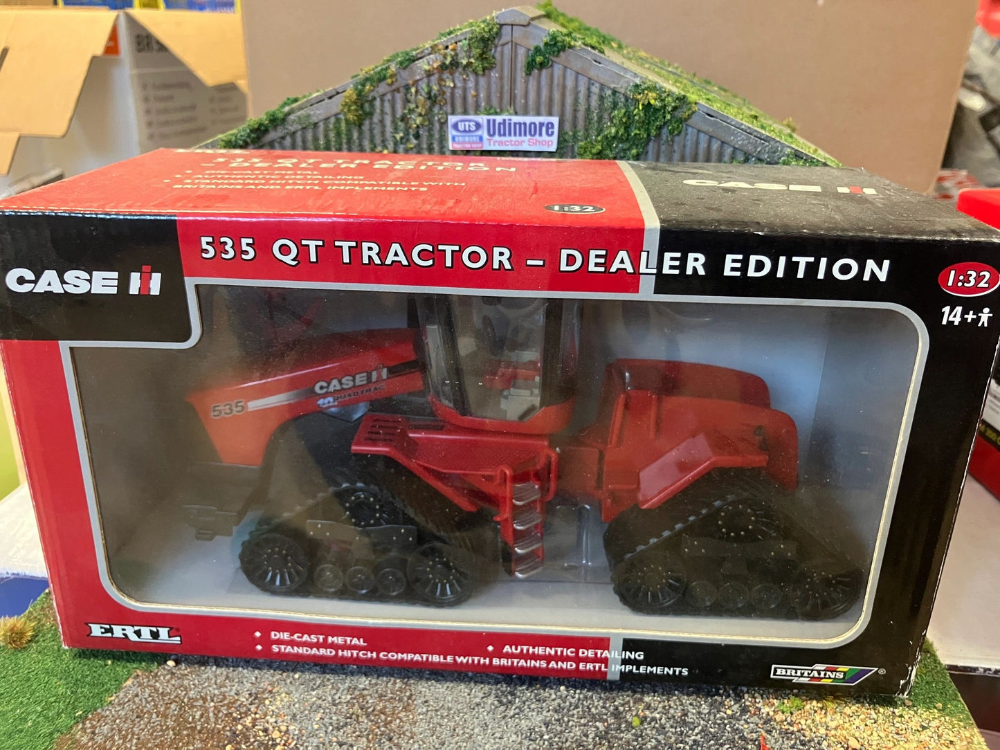 14540 Britains CASE 535 QT Quadtrac 2007 model Tractor 1:32 scale DEALER EDITION ERTL Image