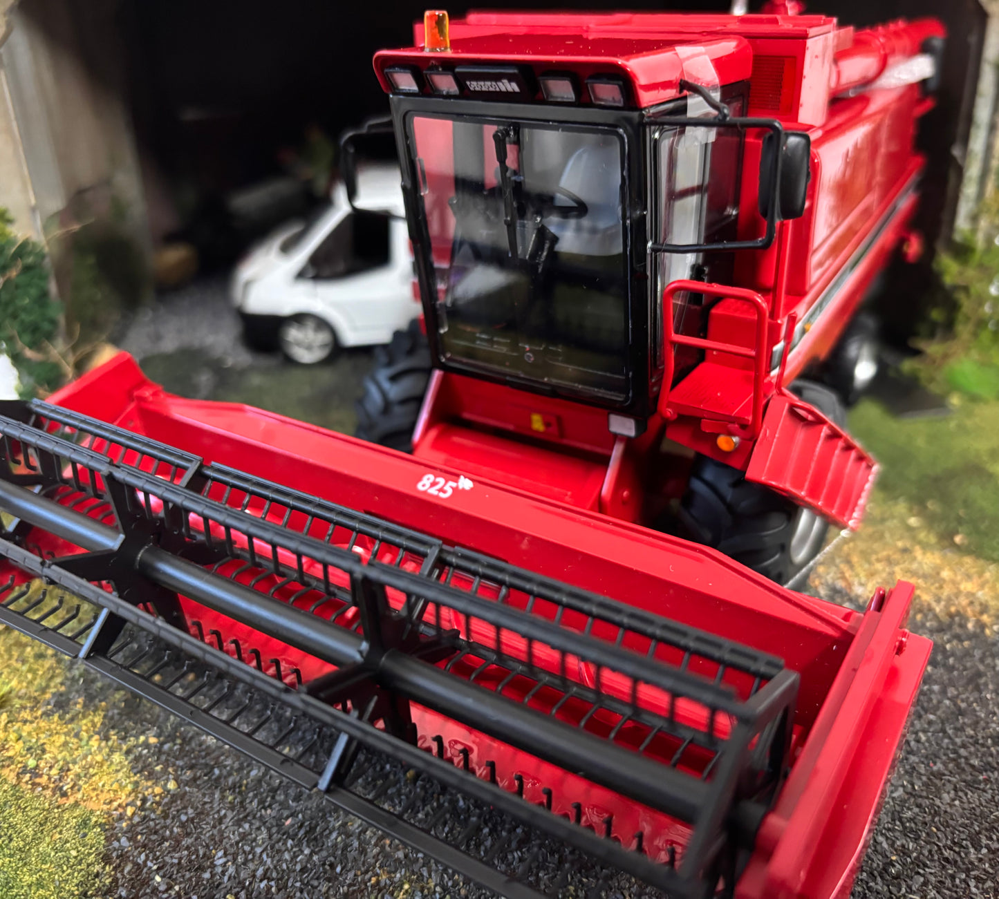 REP113 Replicagri International Axial Flow 1640 Combine Harvester Stunning in 1:32 scale
