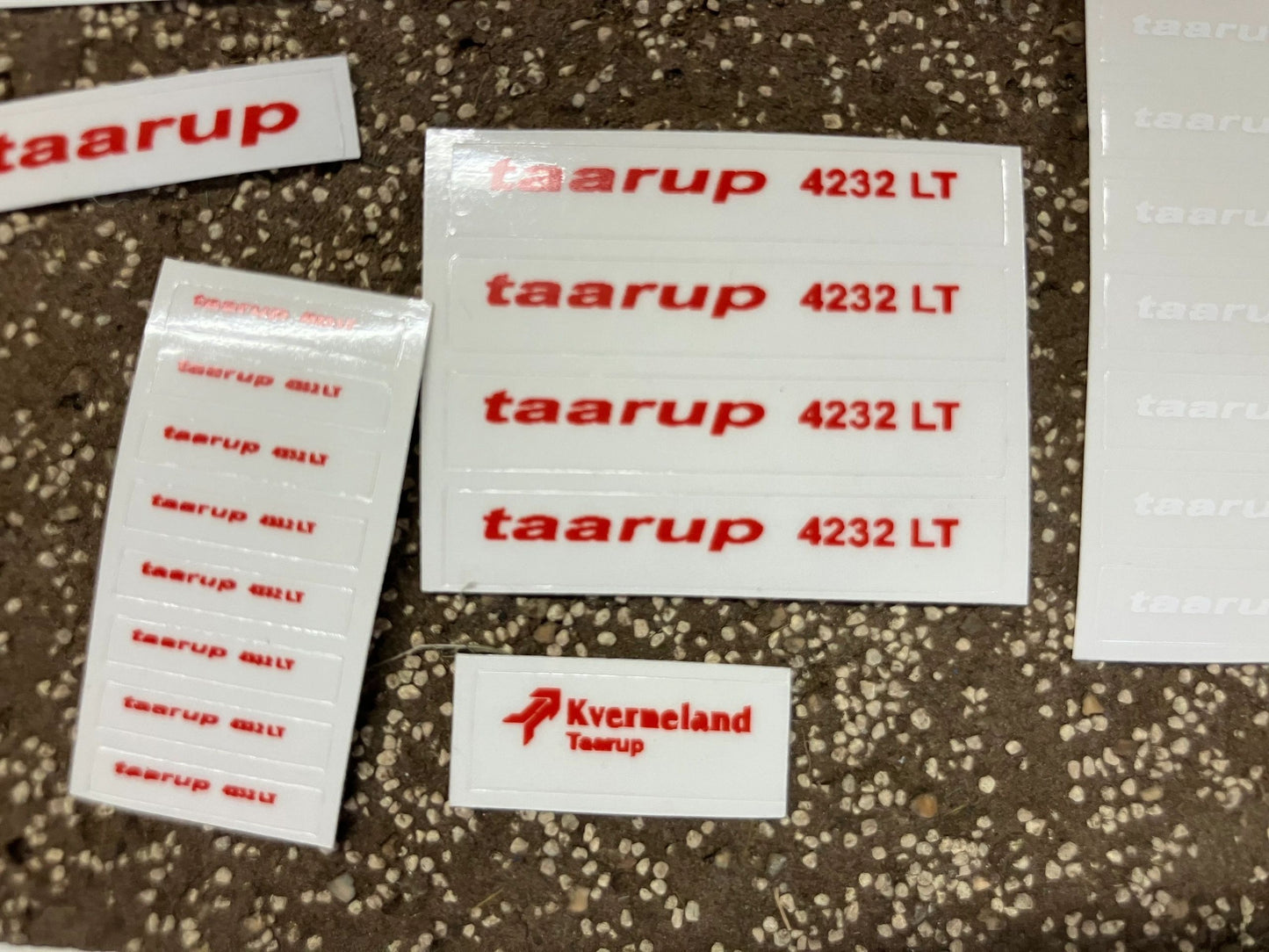 1:32 scale High quality huge vinyl pack over 120 x sticker set Kverneland Taarup farm machinery decals 1:32 scale Image 7