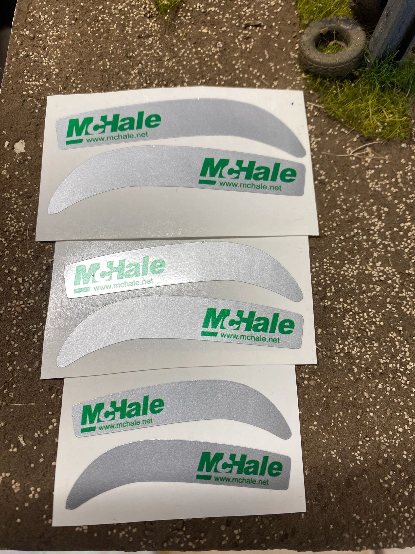 1:32 scale High quality vinyl 6 decals McHale Bale farm machinery decals Image