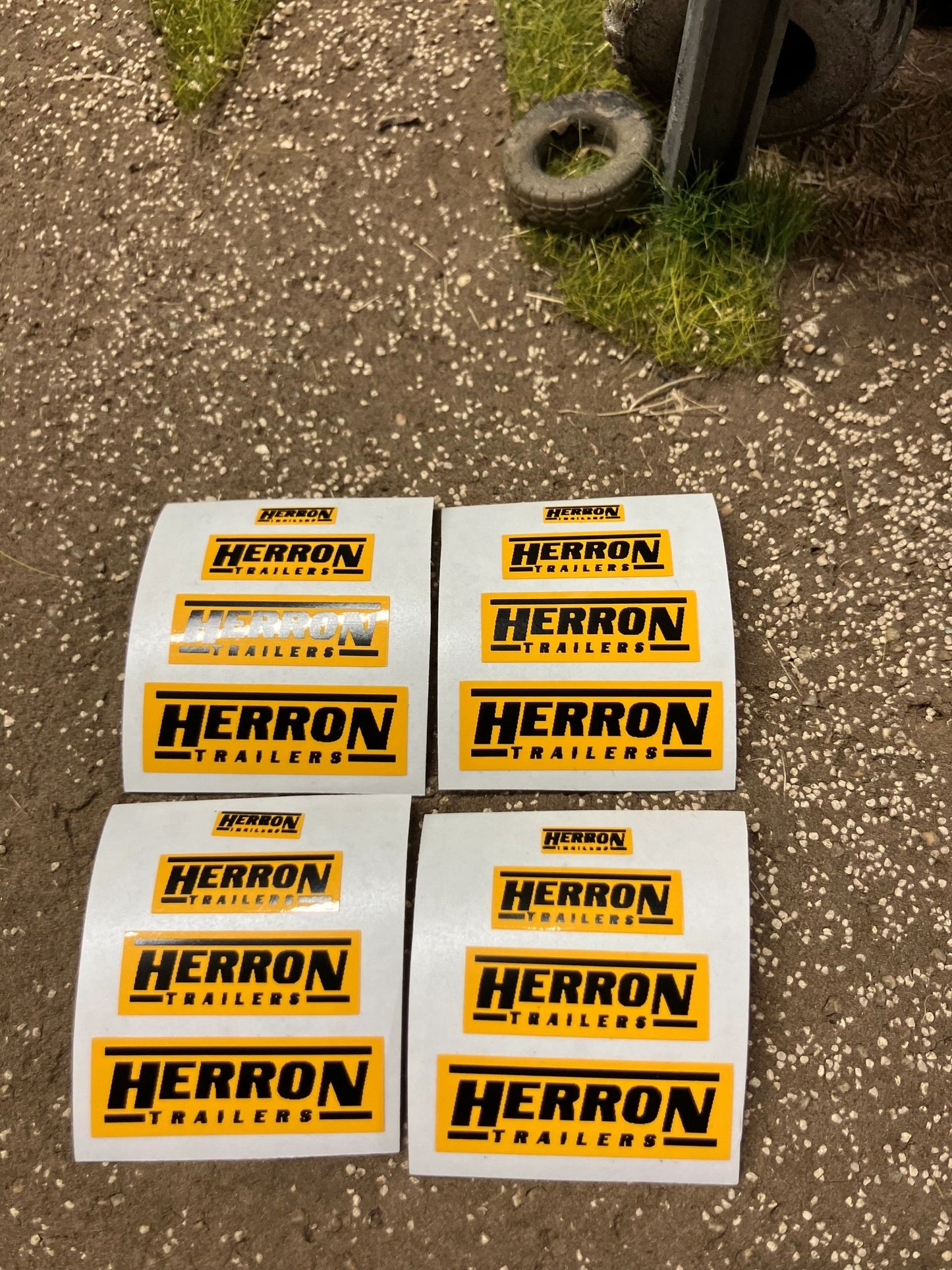 1:32 scale High quality vinyl huge pack 16 decals Herron Trailers farm machinery decals Image