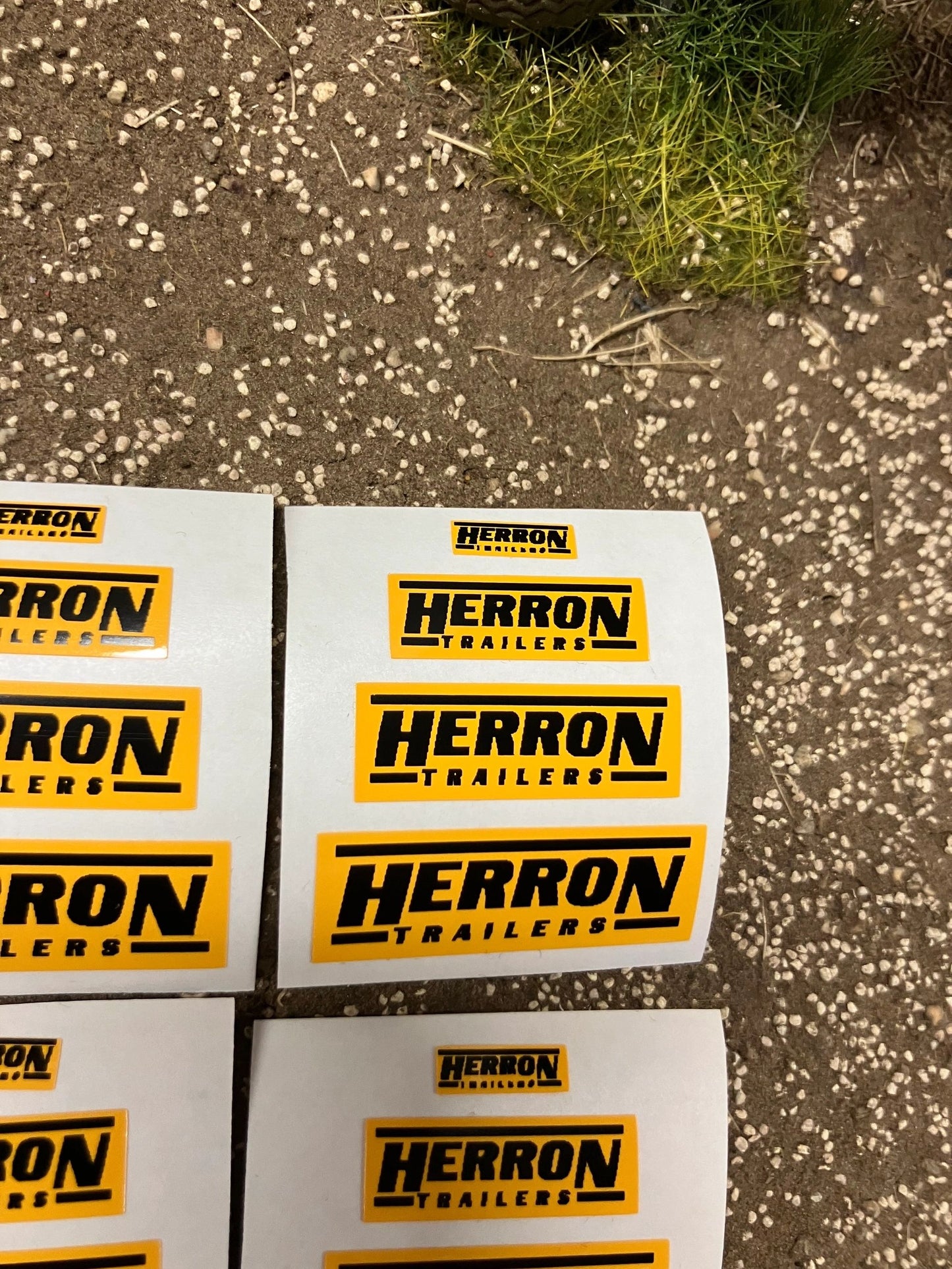 1:32 scale High quality vinyl huge pack 16 decals Herron Trailers farm machinery decals Image 2