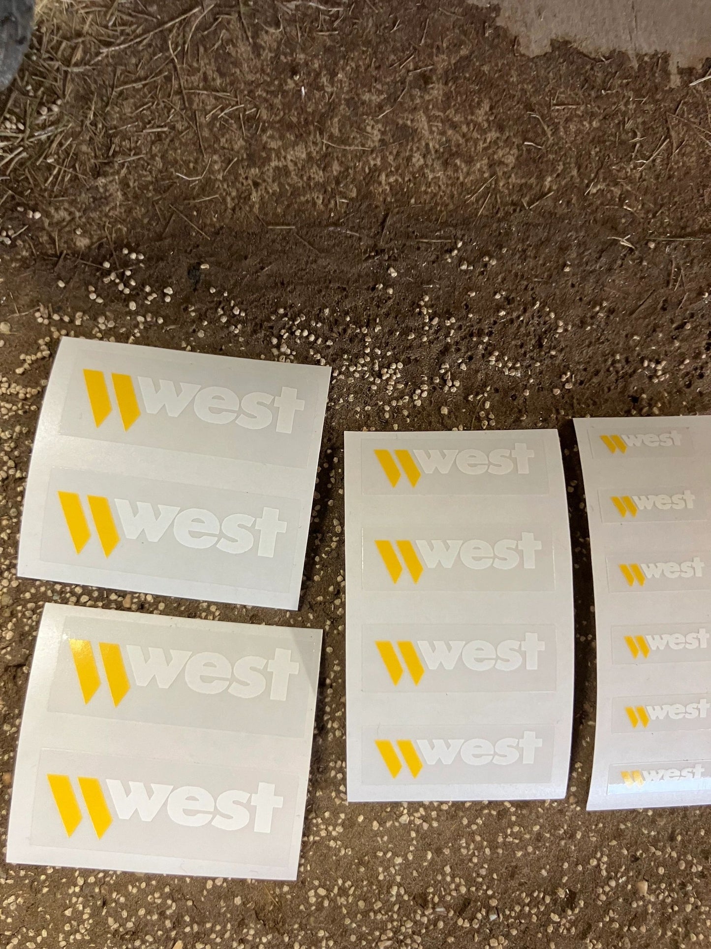1:32 scale High quality vinyl pack 14 x sticker set West spreader trailer farm machinery decals 1:32 scale Image 4