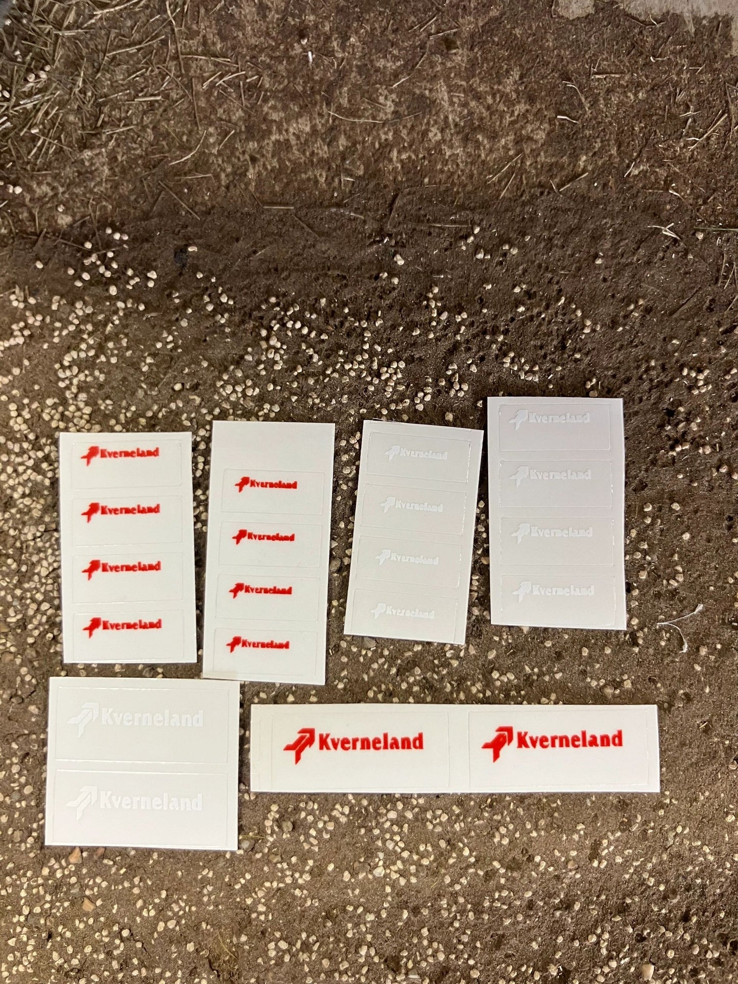 1:32 scale High quality vinyl pack 20 x sticker set Kverneland plough farm machinery decals 1:32 scale Image