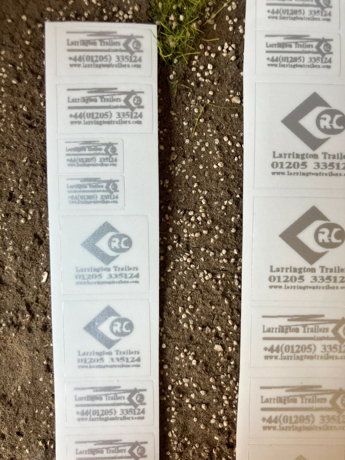 1:32 scale High quality vinyl pack 24 x sticker set Larrington Trailers root king RC farm machinery decals 1:32 scale Image 4