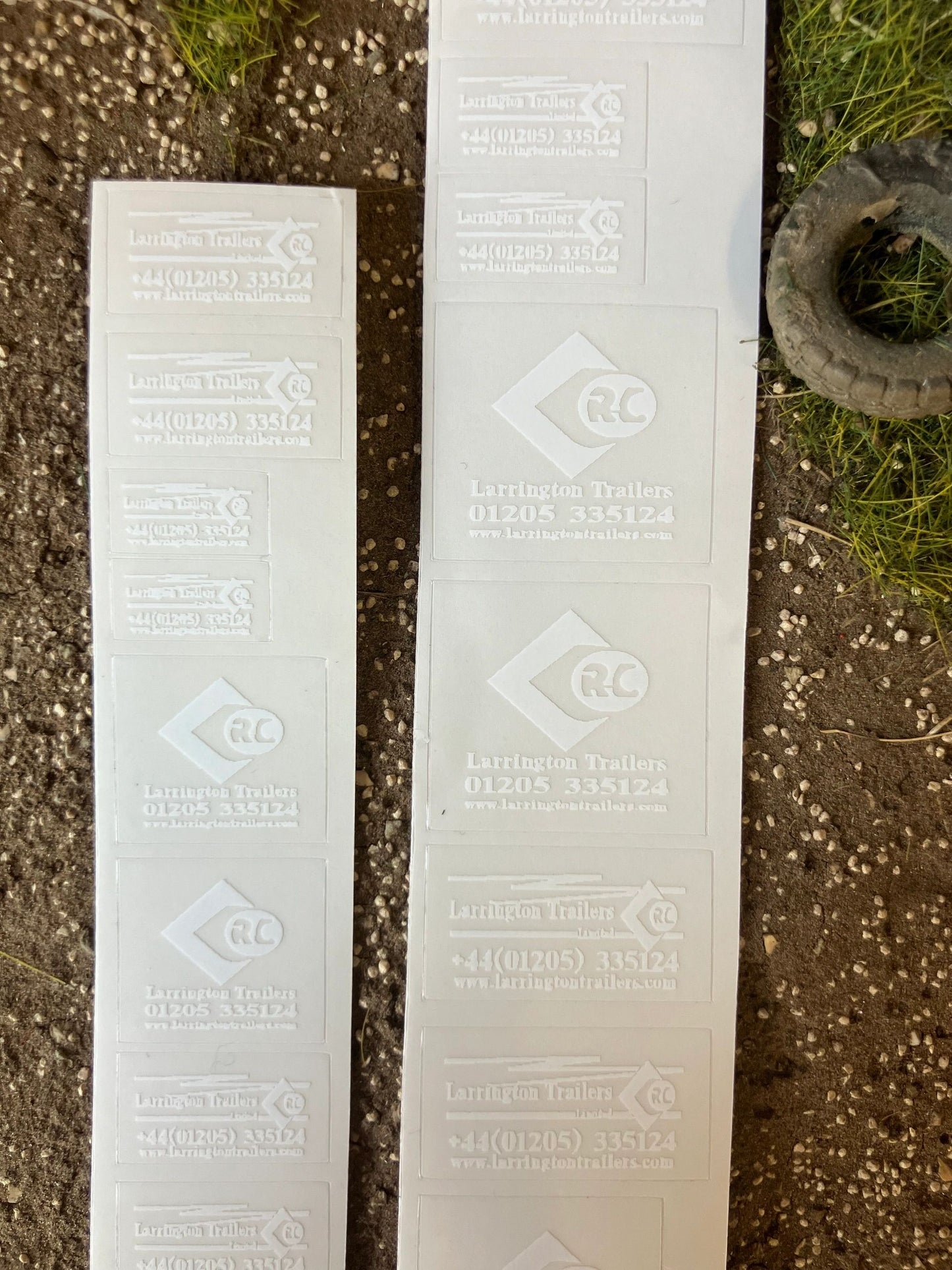 1:32 scale High quality vinyl pack 24 x white sticker set Larrington Trailers root king RC farm machinery decals 1:32 scale Image 4