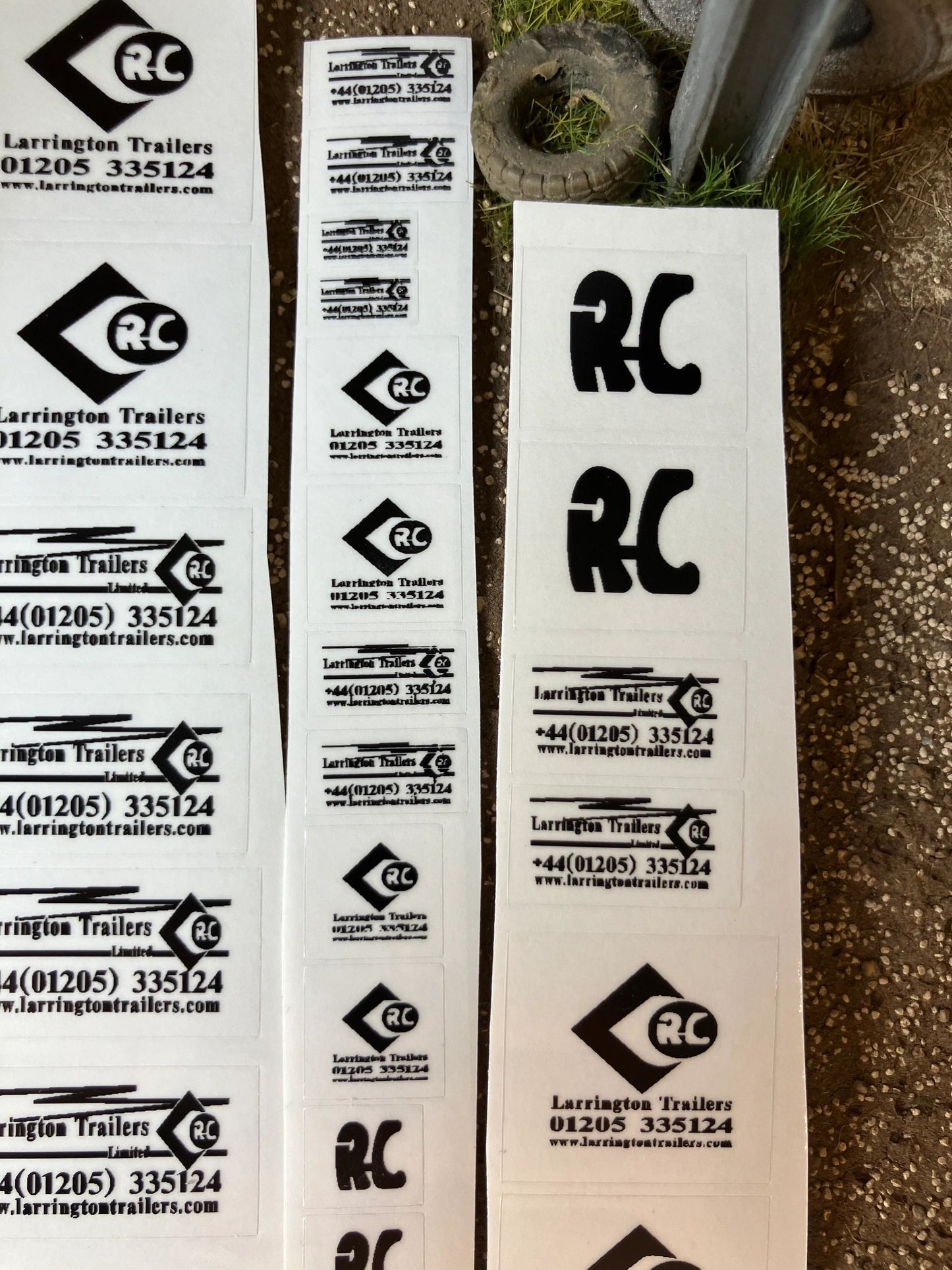 1:32 scale High quality vinyl pack 36 x sticker set Larrington Trailers root king RC farm machinery decals 1:32 scale Image 3