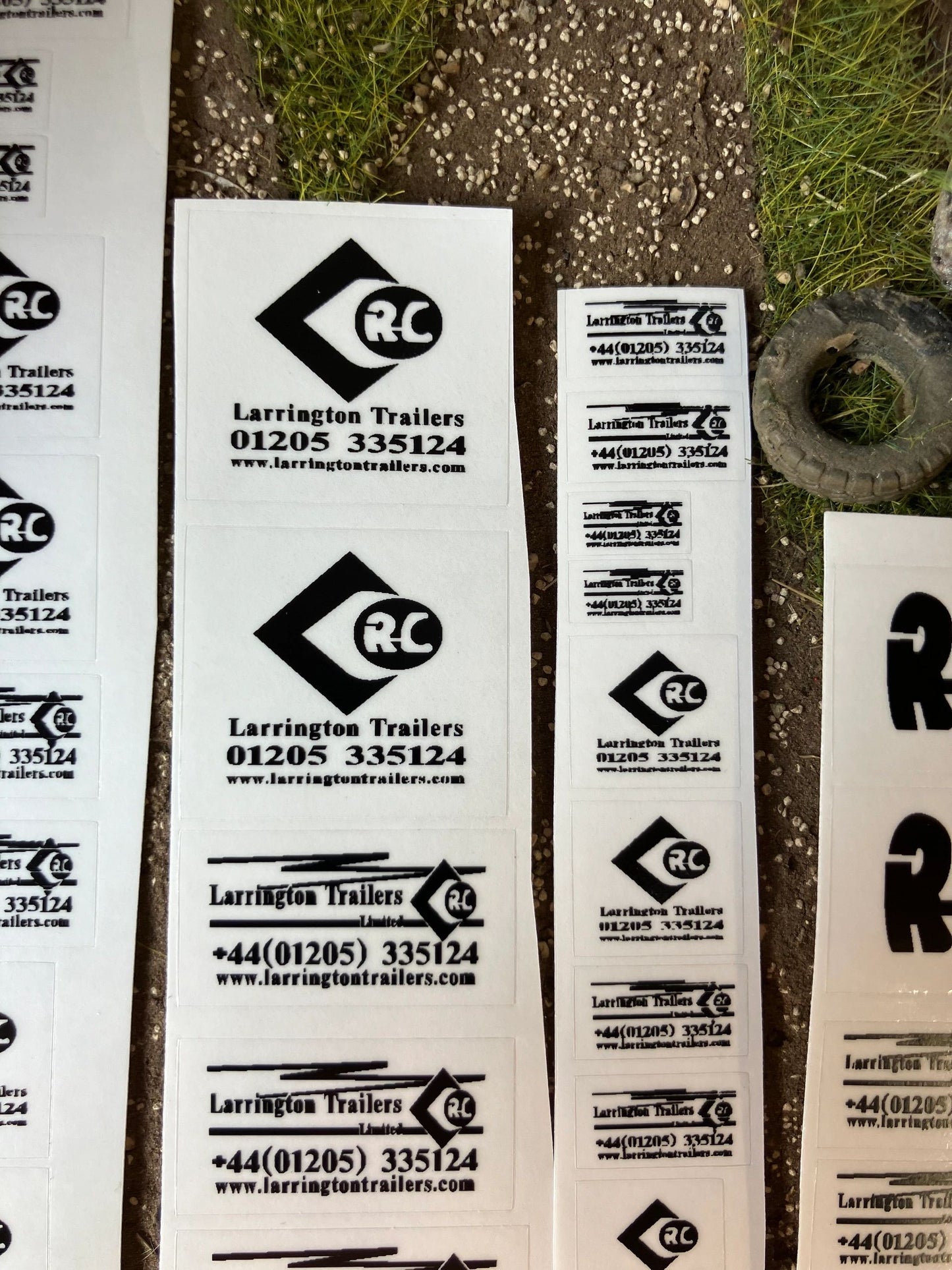 1:32 scale High quality vinyl pack 36 x sticker set Larrington Trailers root king RC farm machinery decals 1:32 scale Image 7