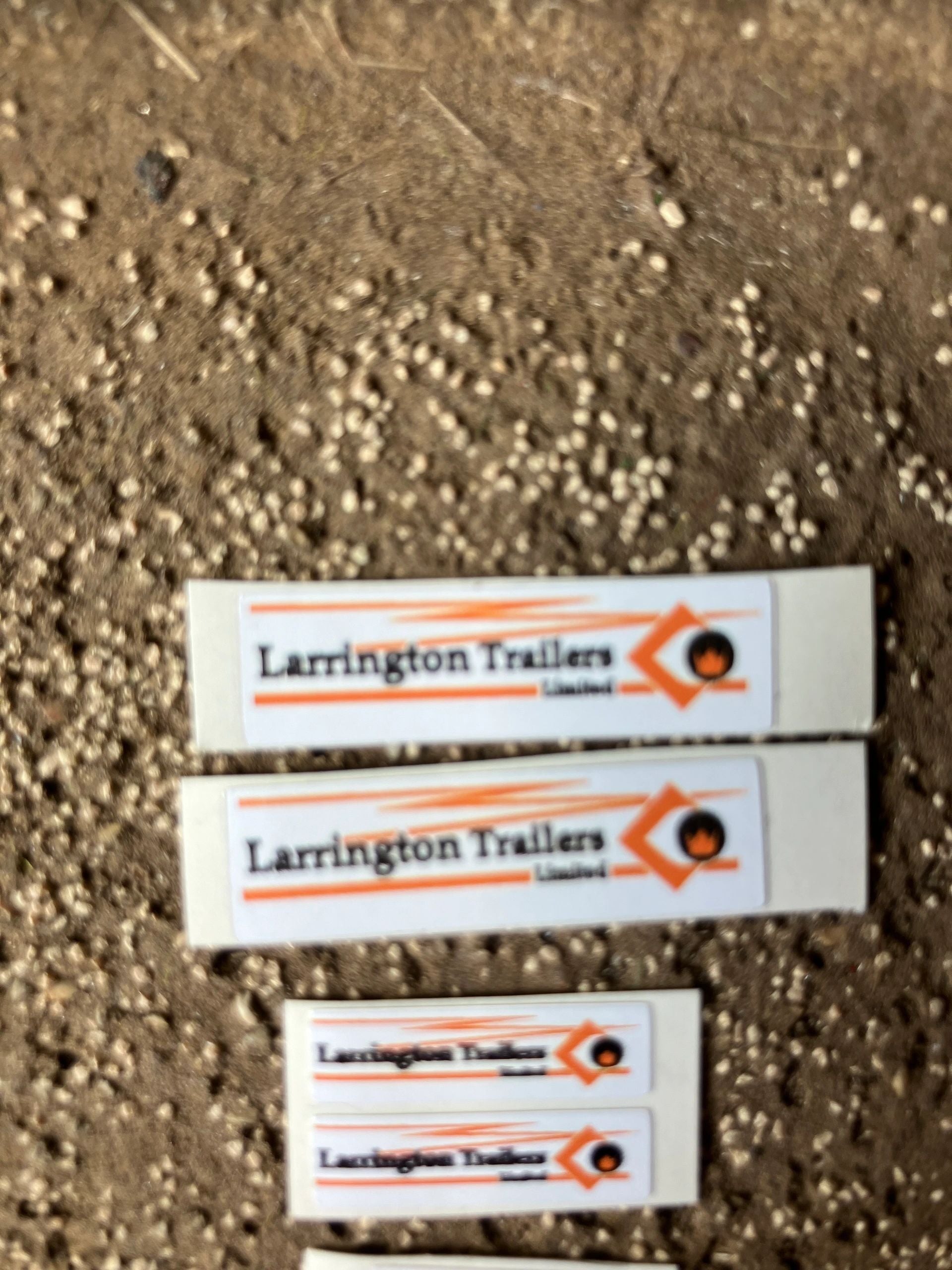 1:32 scale High quality vinyl pack 6 x sticker set Larrington Trailers farm machinery decals Image 4