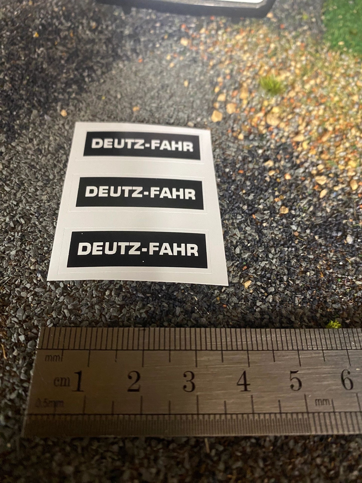 1:32 scale High quality vinyl pack Deutz Fahr tractor farm machinery decals Image 6