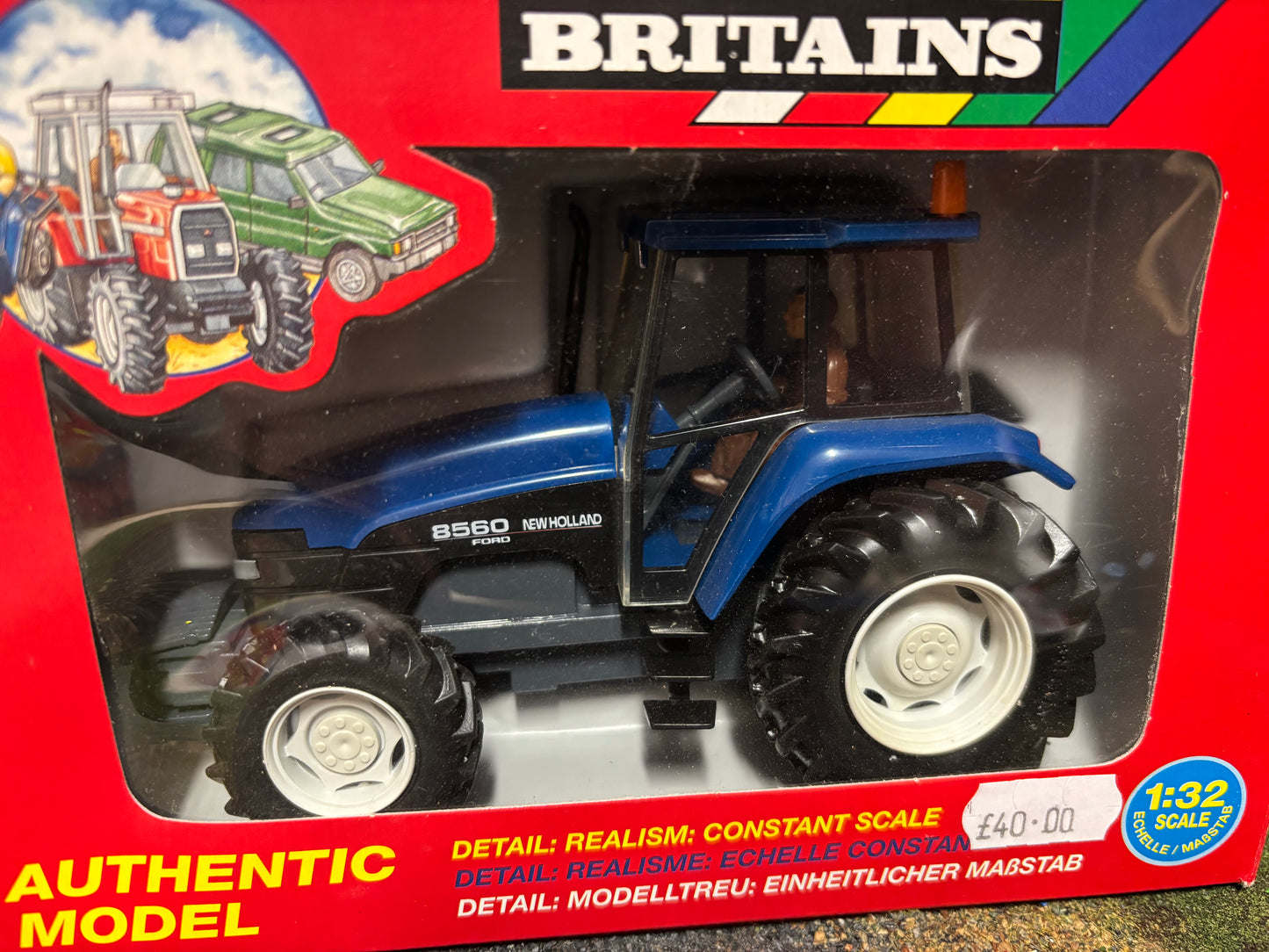 9488 Britains New Holland 8560 Tractor in original Box obsolete VINTAGE