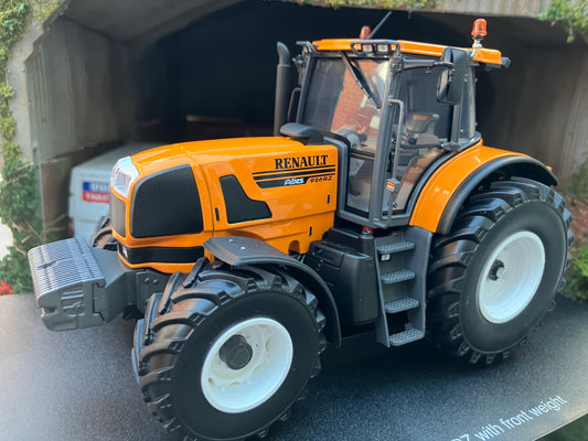 Universal Hobbies Renault 926RZ Tractor BOXED 1:32 scale UH6827