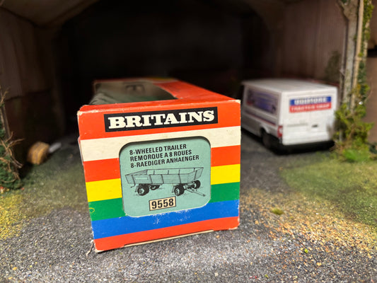 9558 Vintage Britains 8 wheeled trailer 1:32 scale boxed obsolete