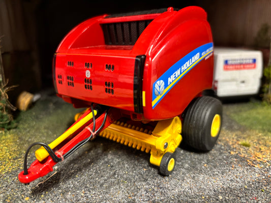 New Holland Round Baler by Graham Harold 1:32 scale Conversion