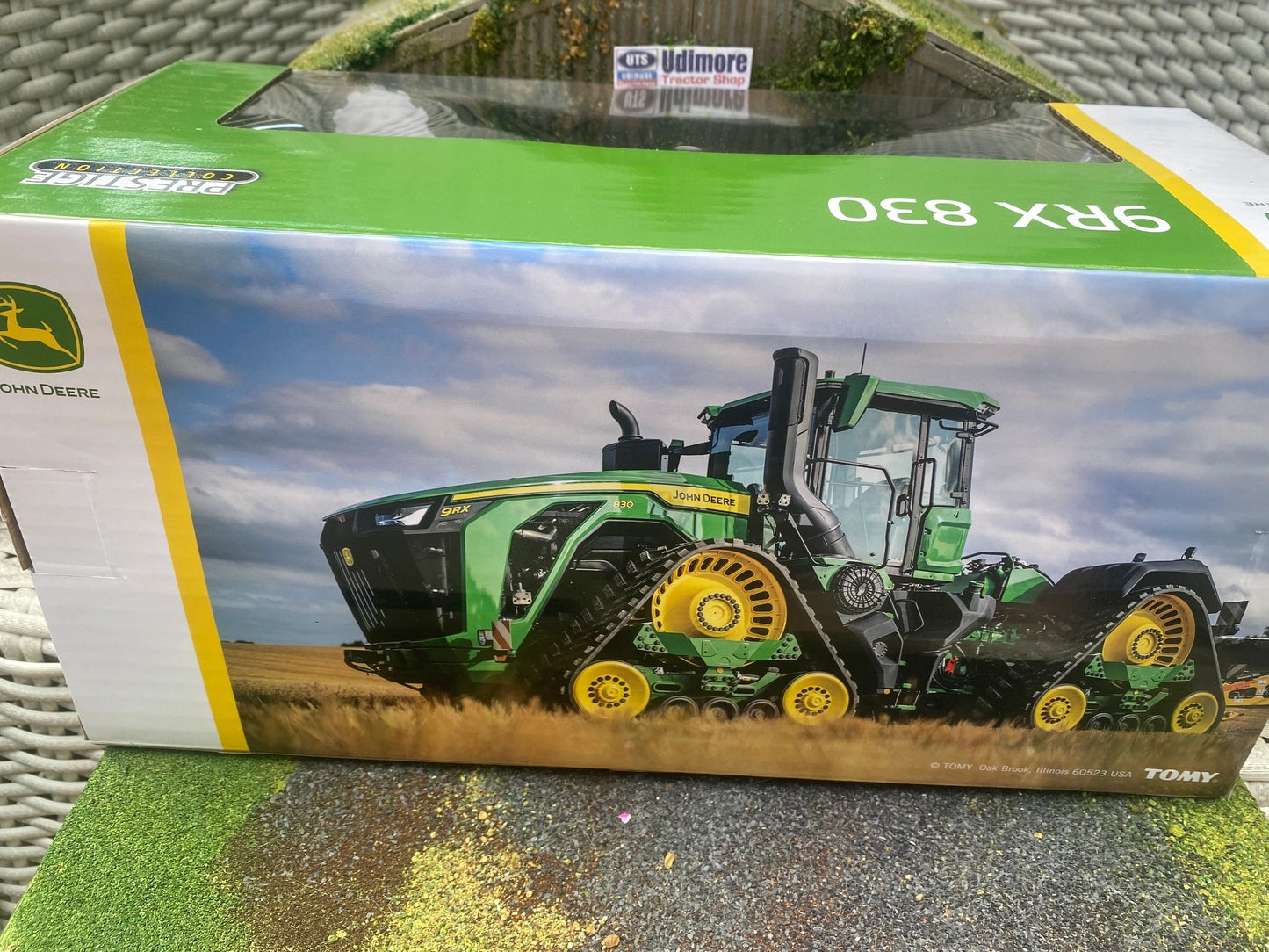 43399 Britains Prestige edition John Deere 9RX 830 Tractor 1:32 scale New BOXED Image 3