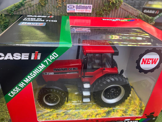 43416MD Britains CASE Magnum Demo 7140 Tractor 1:32 scale New Limited Edition Image 2