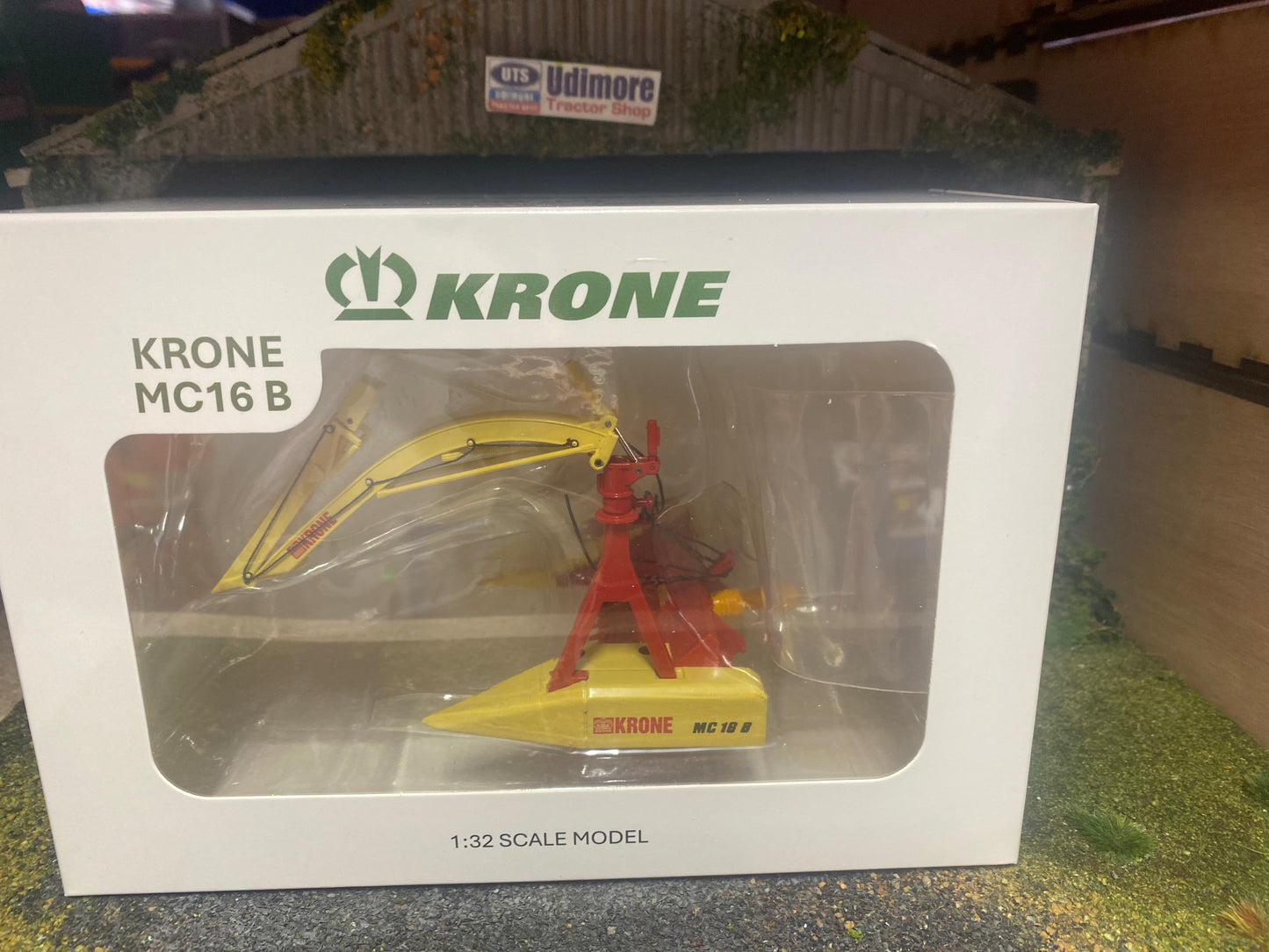 Marge Models KRONE MC16 B Tractor Mounted Forage Harvester Corn chopper 1:32 scale boxed