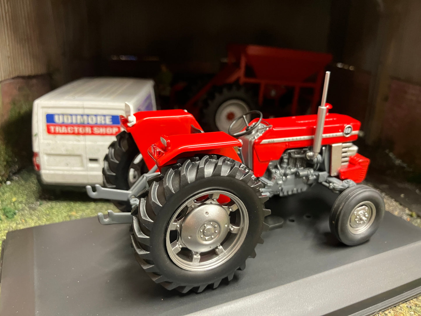 REP515 Replicagri Massey Ferguson 168 2WD Tractor Boxed 1:32 scale