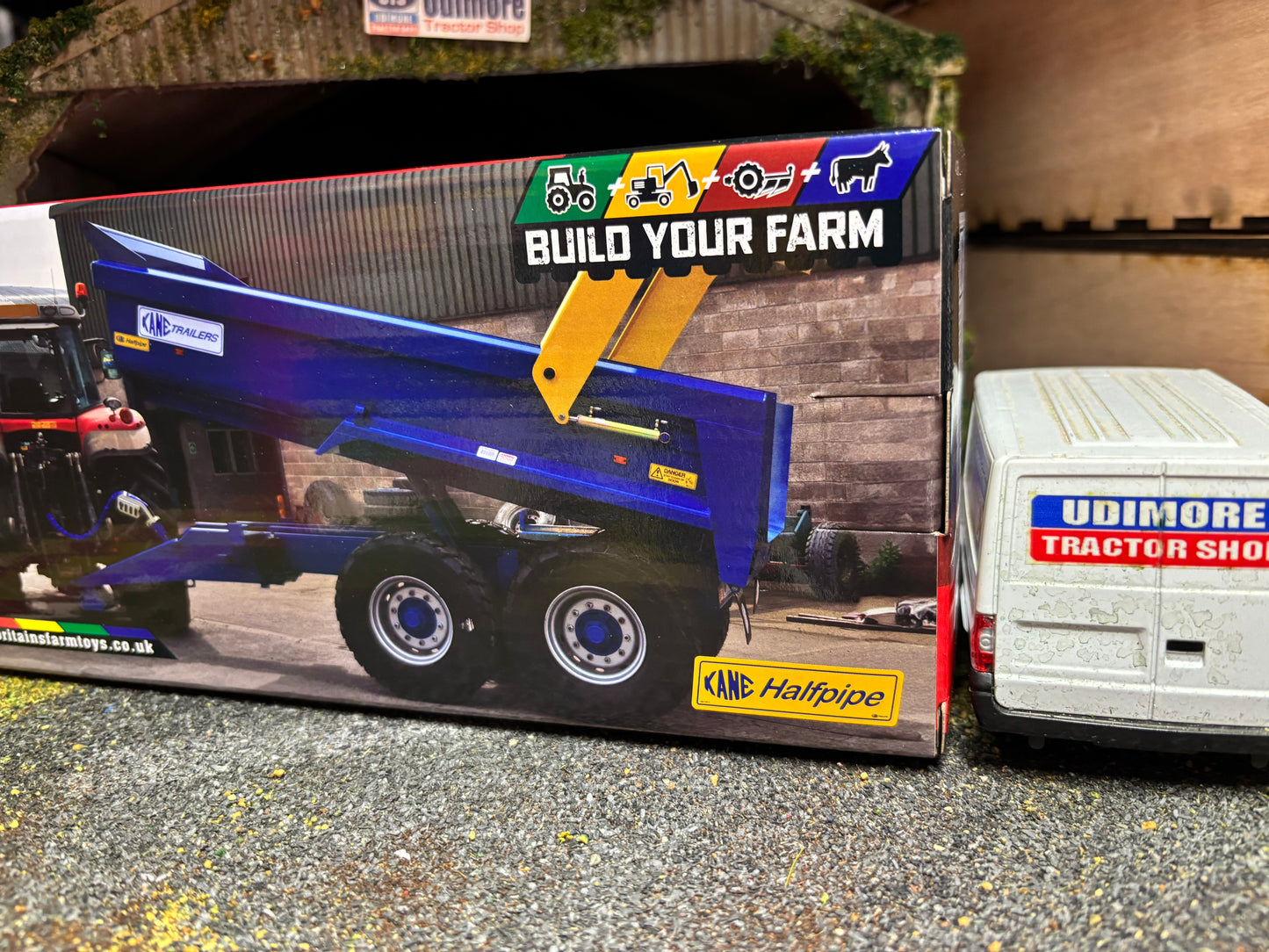43368 Britains Kane Dump Trailer 1:32 BOXED