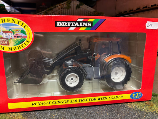 Vintage Britains Renault Cergos 350 Tractor with Loader 00226 Original Box Obsolete 1:32 Scale