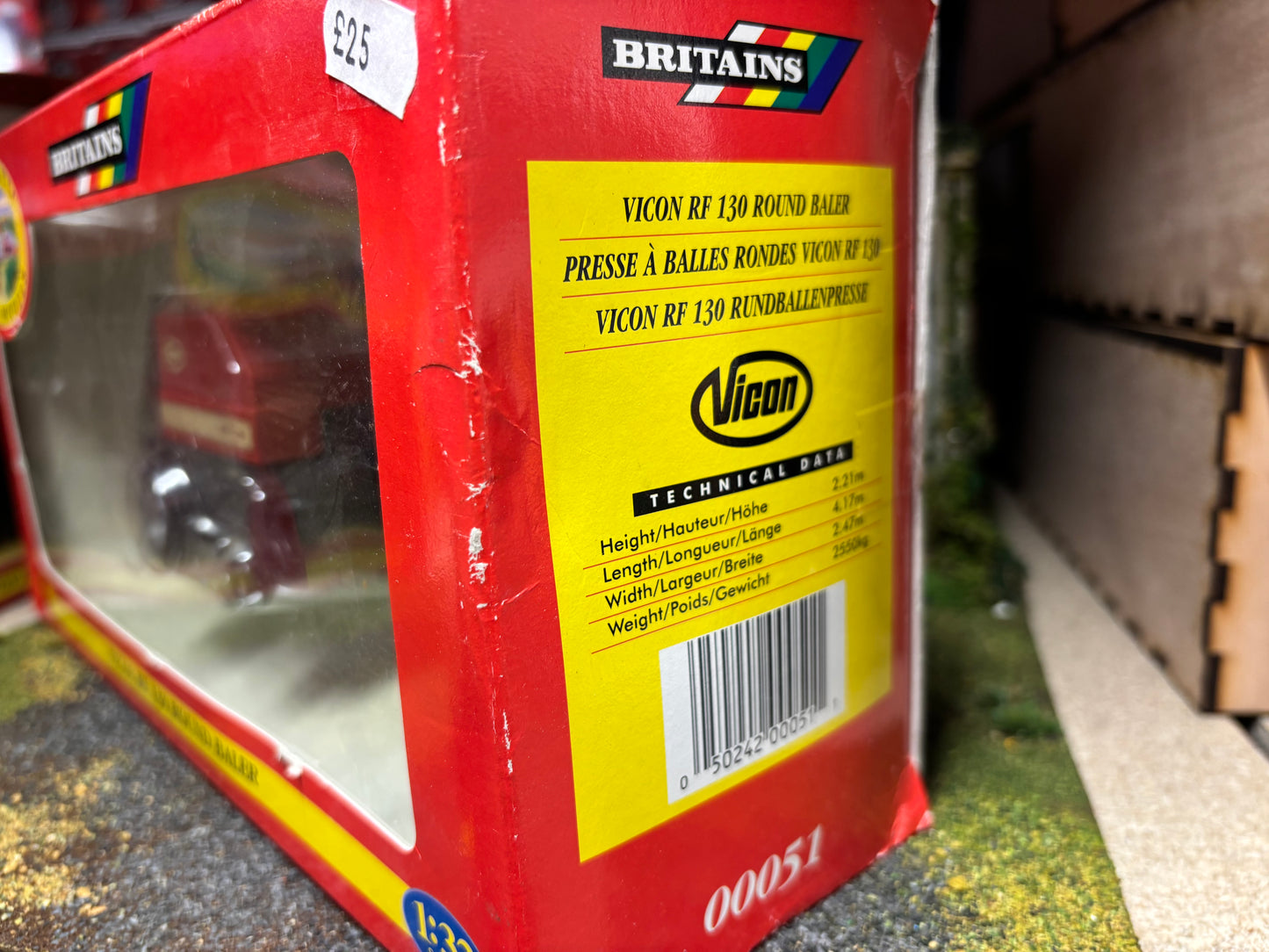 00051 Britains Vicon RF 130 Round Baler 1:32 BOXED obsolete