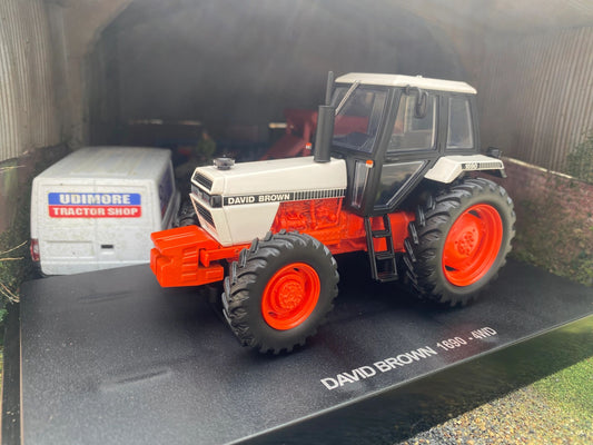 6753 Universal Hobbies David Brown 1690 4wd Tractor BOXED 1:32 scale Image 2