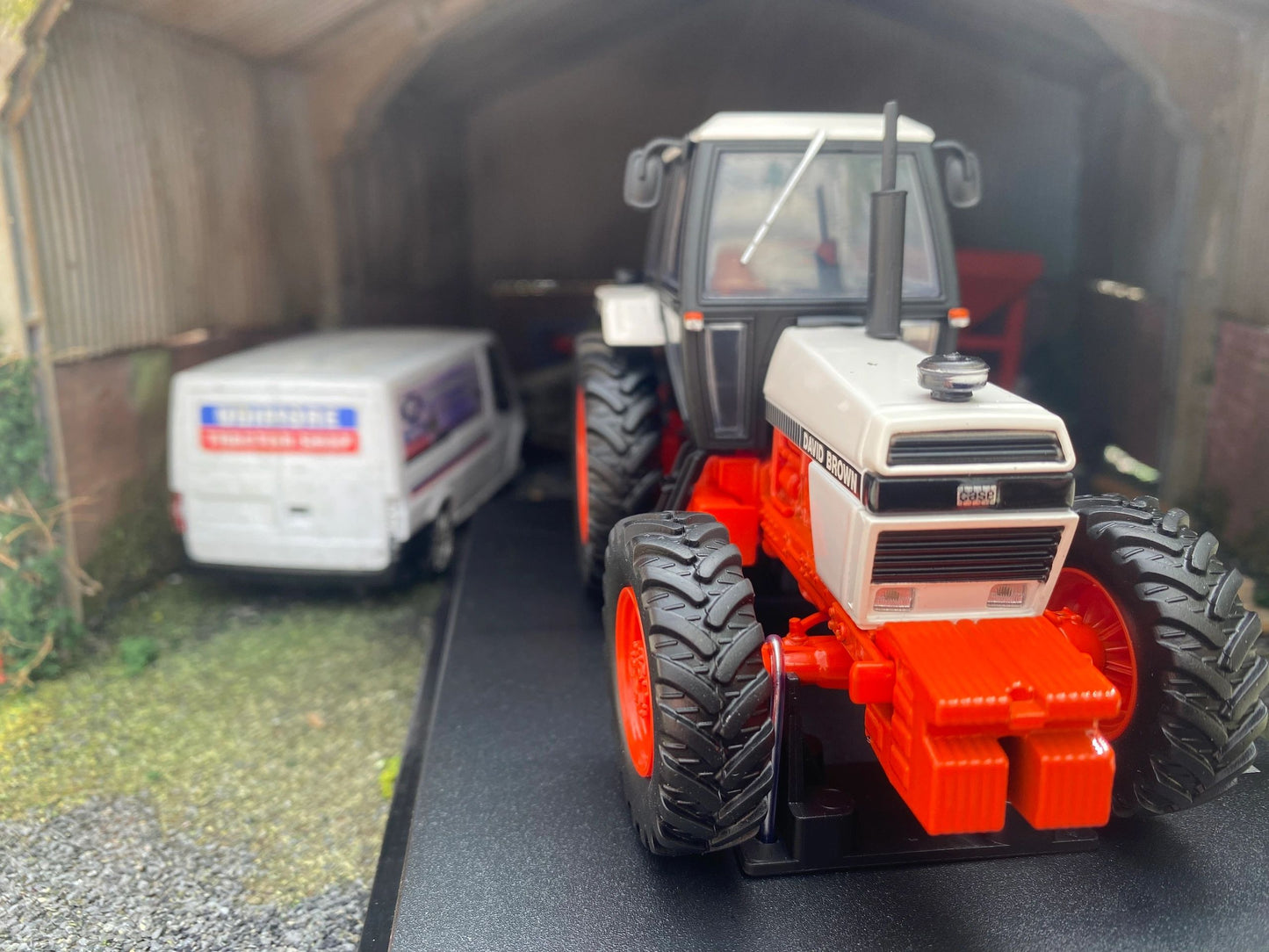 6753 Universal Hobbies David Brown 1690 4wd Tractor BOXED 1:32 scale Image 6