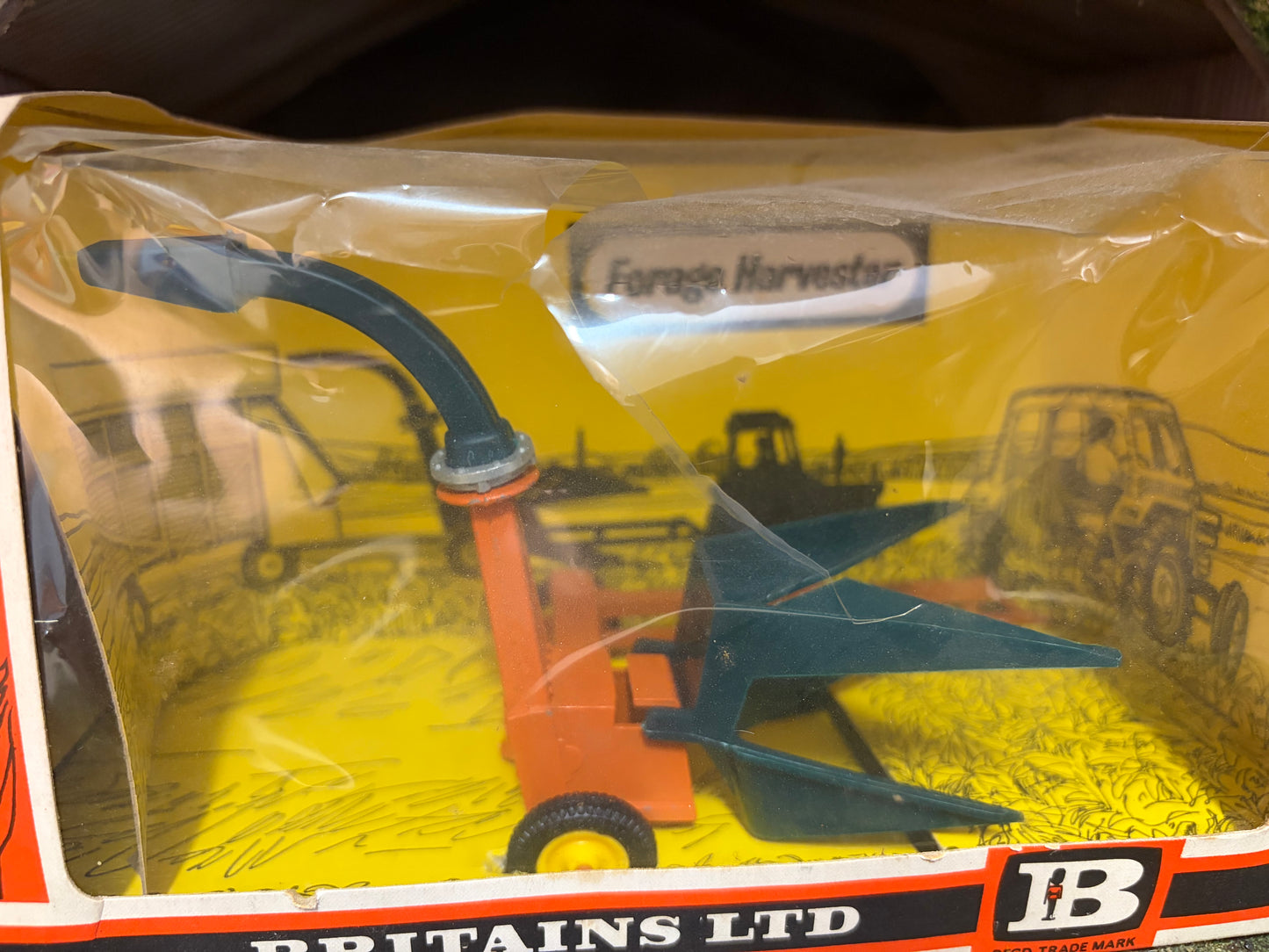 9542 Britains Trailed Forage Harvester 1:32 scale obsolete vintage Straw box