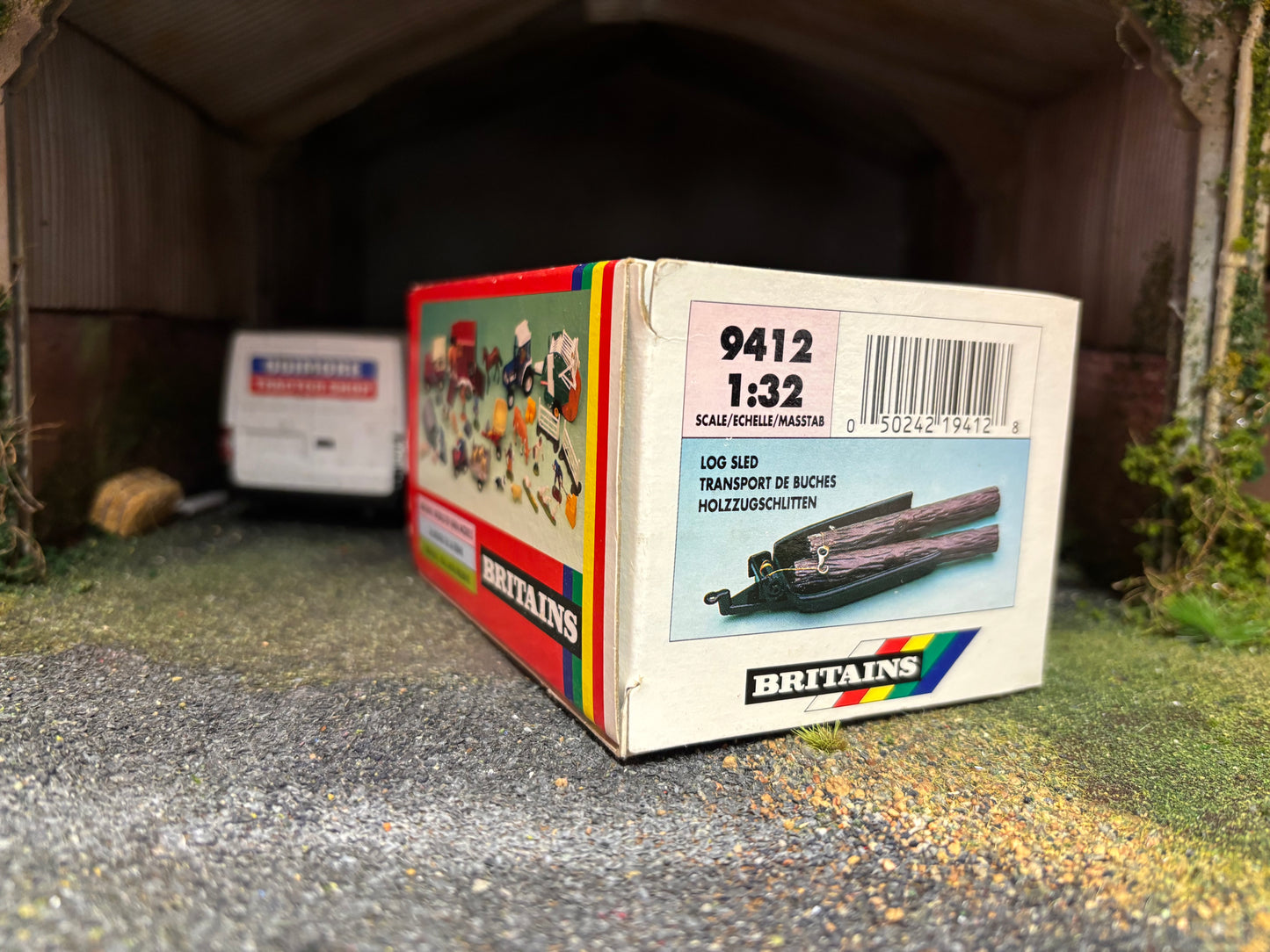 9412 Vintage Britains Log Sled 1:32 scale Obsolete