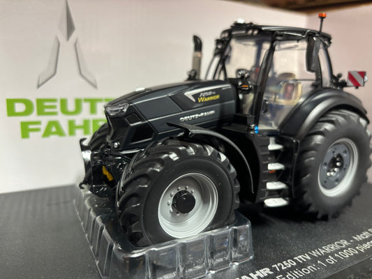Limited Edition Deutz Fahr 7250 Warrior MATT BLACK Tractor Universal Hobbies UH6485 Boxed