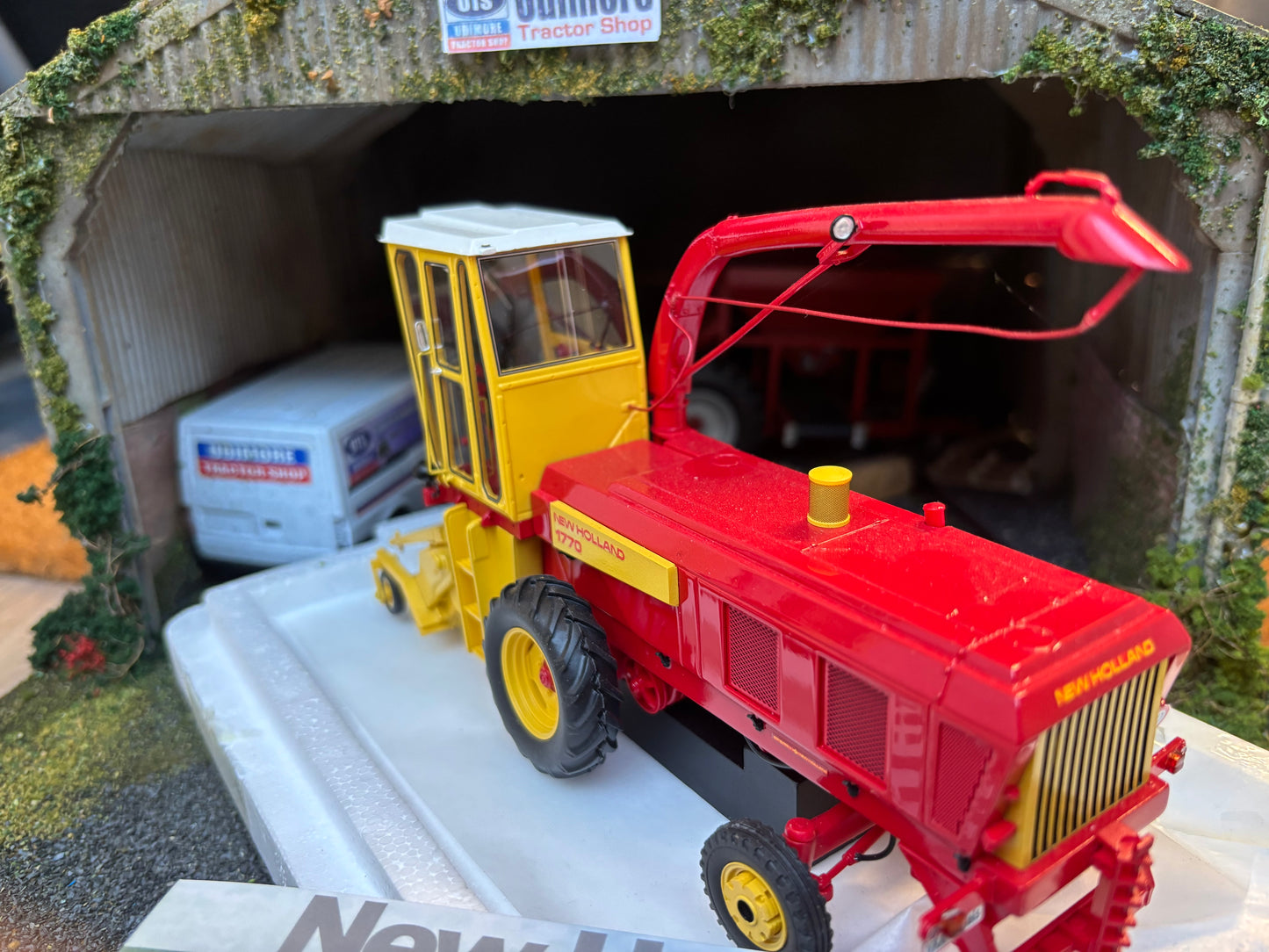 New Holland 1770 Forage Harvester Limited Edition Stunning in 1:32 scale VKA Models