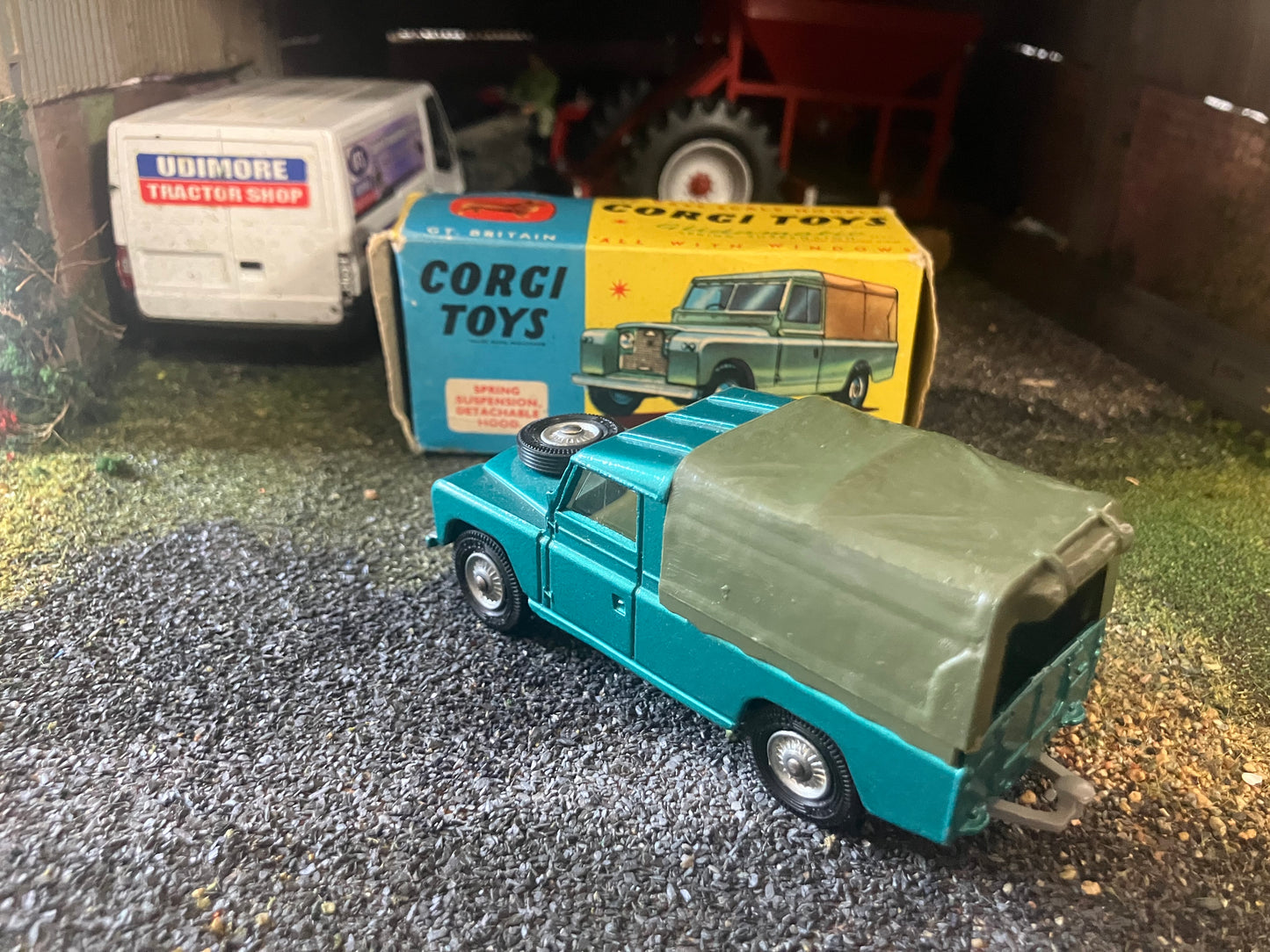 Corgi 438 Land Rover boxed