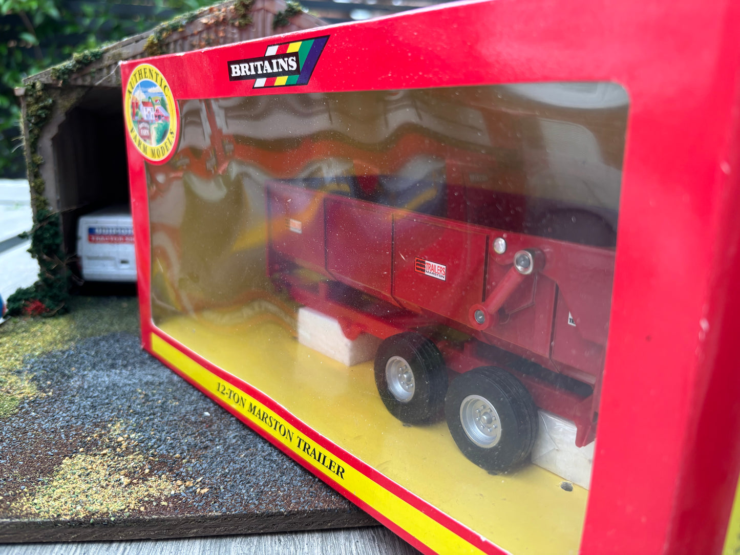 40520 Vintage Britains Marston 12 Tonne Red Trailer 1:32 scale