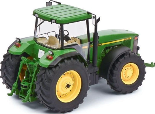 John Deere 8400 tractor 1:32 scale Schuco New and boxed