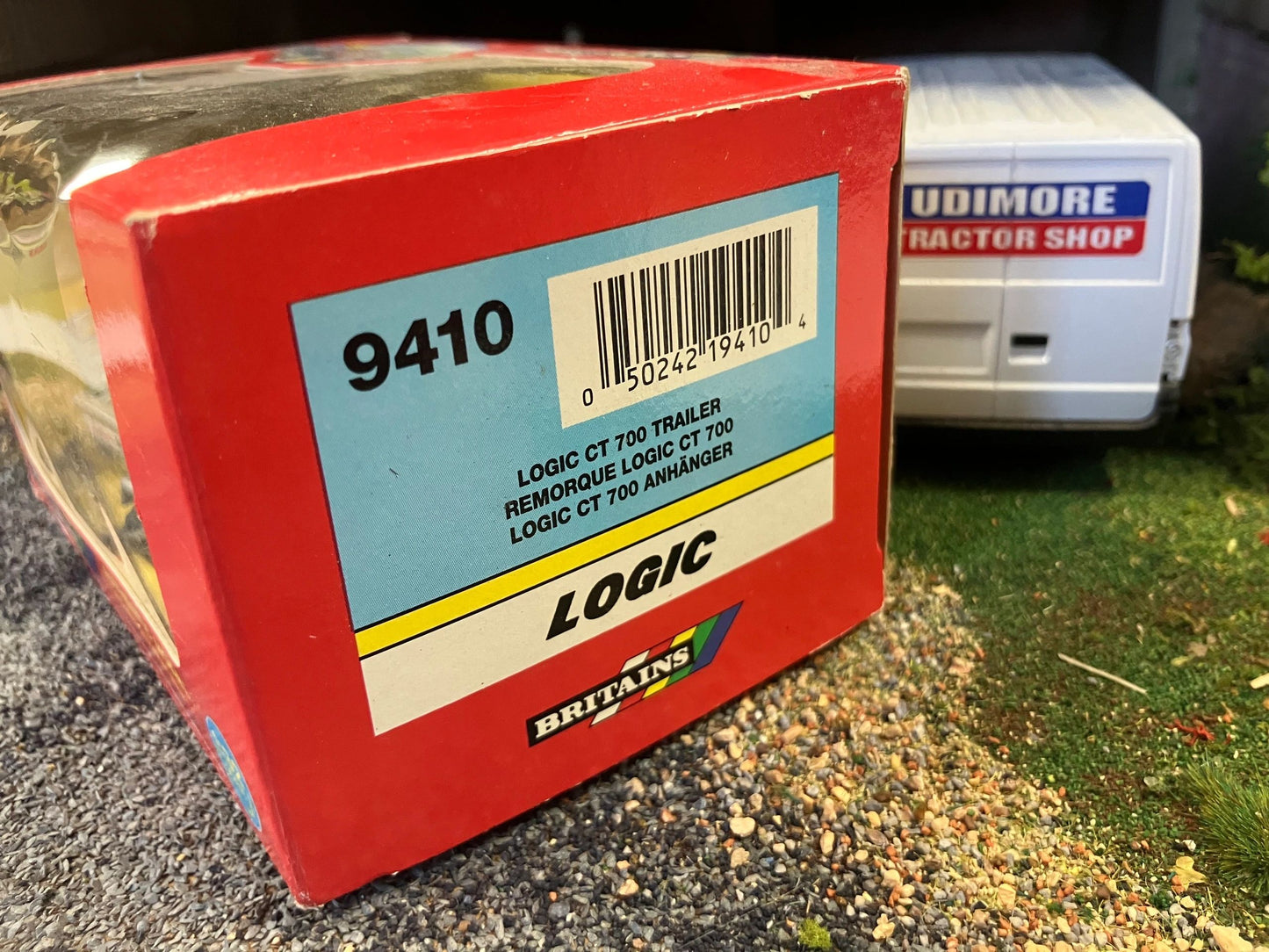 9410 Britains Logic CT 700 Trailer 1:32 scale Image 3