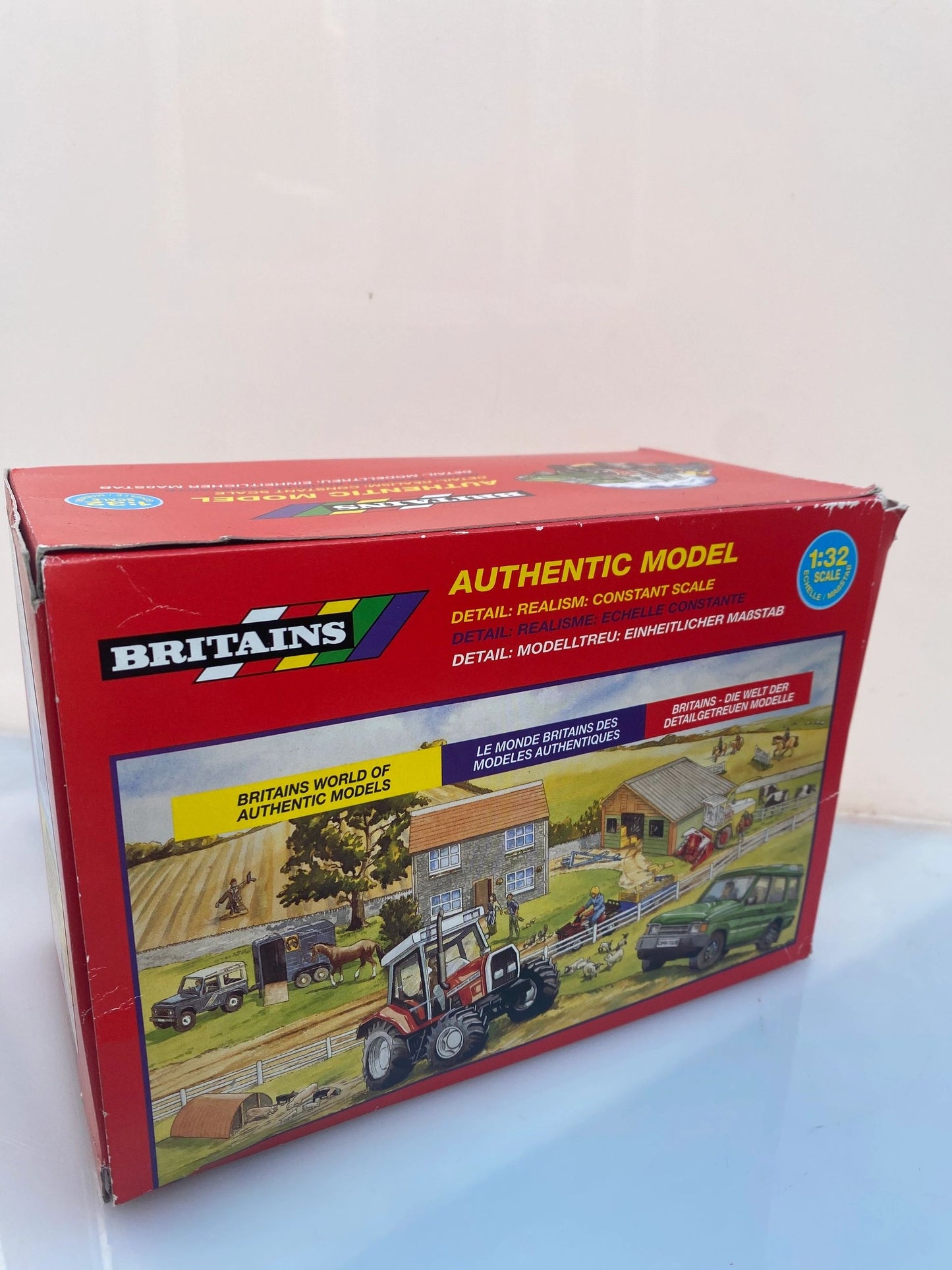 9444 Vintage Britains New Holland 8560 Tractor with Floatation tyres 1:32 scale boxed Image 3
