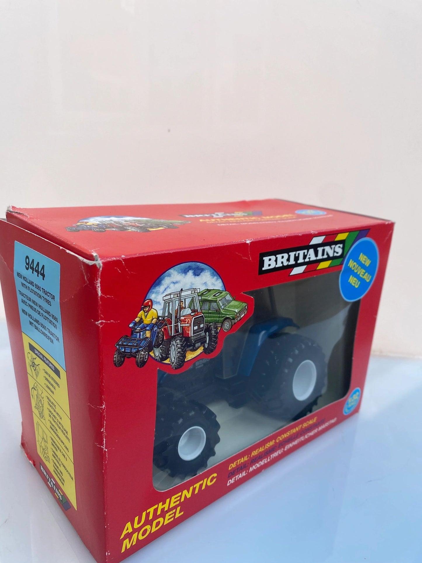 9444 Vintage Britains New Holland 8560 Tractor with Floatation tyres 1:32 scale boxed Image 4