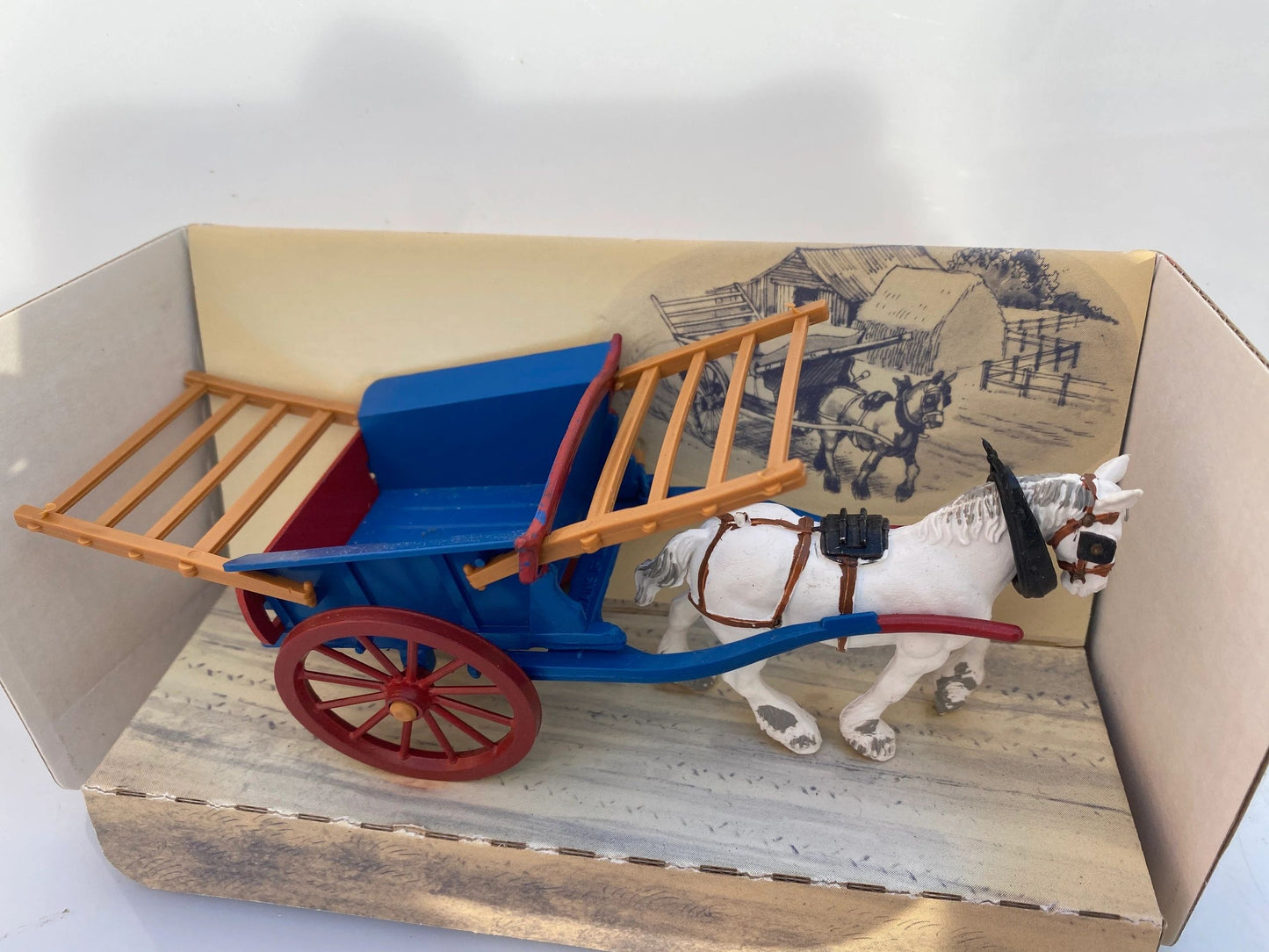 9499 Vintage Britains Tumbrel Cart with horse 1:32 scale Image 3