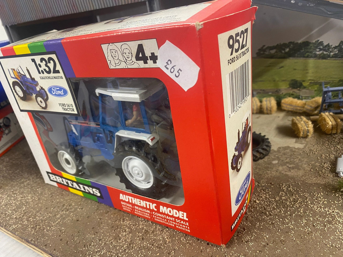 9527 Britains Ford 5610 Tractor 1:32 scale Image 4