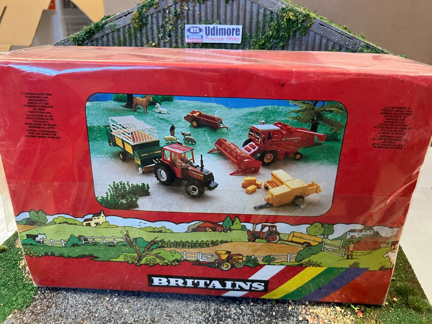 9533 Britains Log Transporter 1:32 scale Image 4